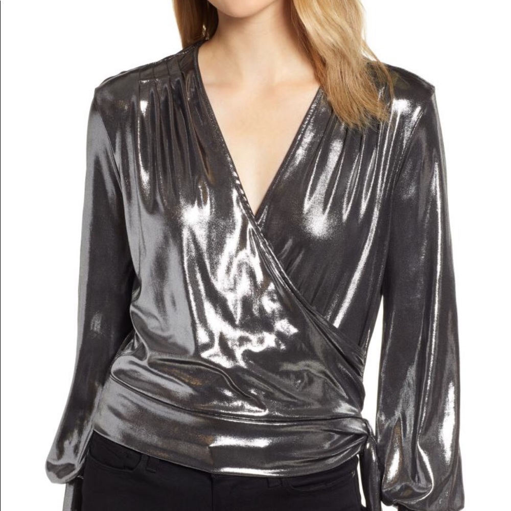 Chelsea 28 metallic blouse